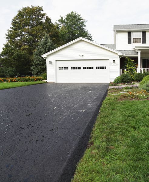 Blacktop Driveway Paving in Easton